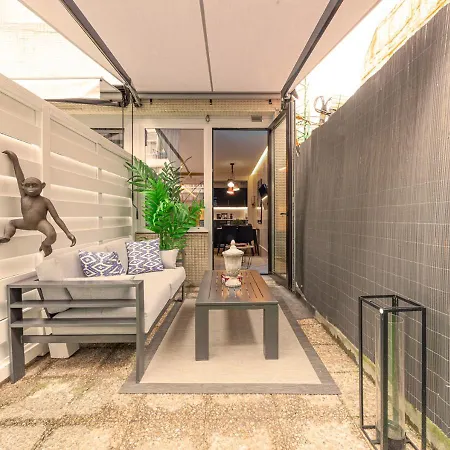 Metropolitan By Staynn *