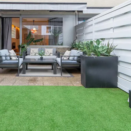 Metropolitan By Staynn Apartment