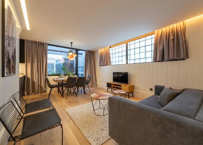 Metropolitan By Staynn Bilbao