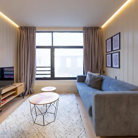 Metropolitan By Staynn