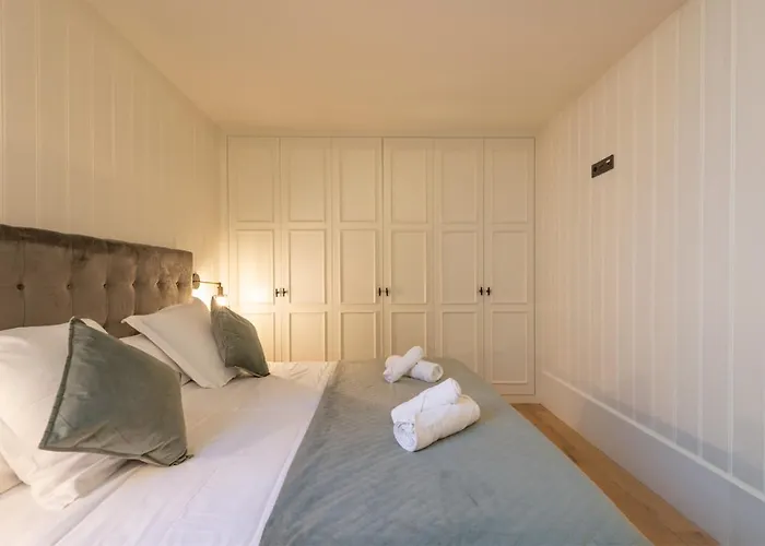 Metropolitan By Staynn Bilbau