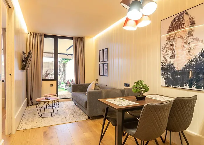 Metropolitan By Staynn